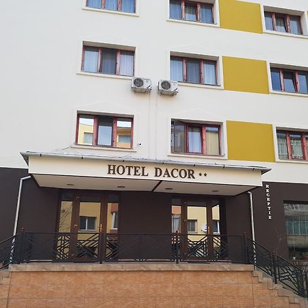 Hotel Dacor Orăştie Exteriör bild