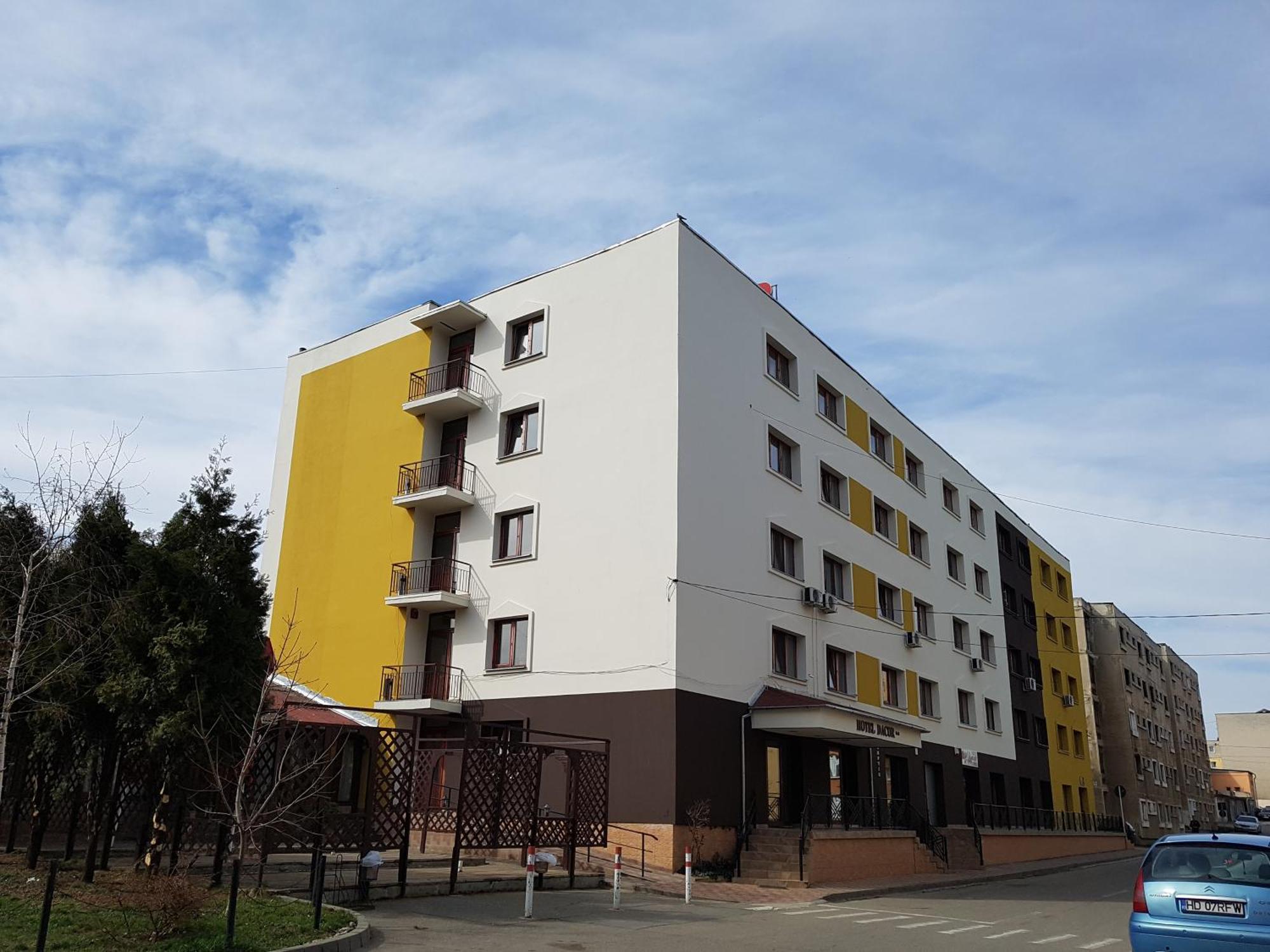 Hotel Dacor Orăştie Exteriör bild